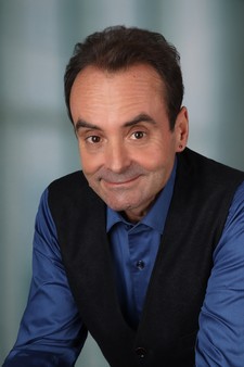 Bild passend zu: <p>Beisitzer Miguel Vieira (Osnabrück)</p>

<p><a href=