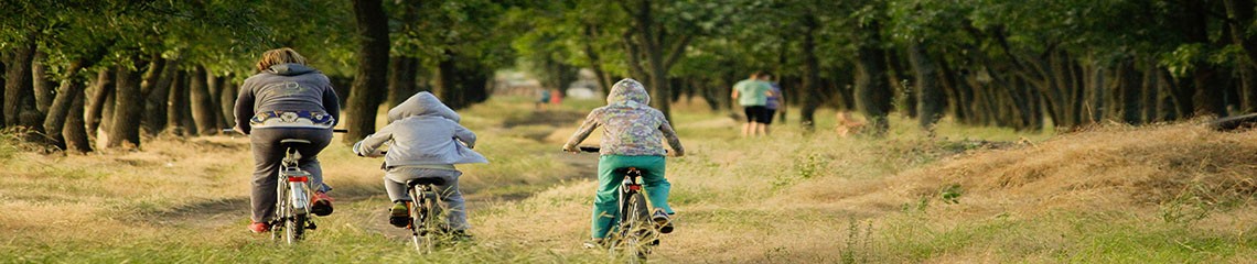 <p>FAMILIENFREIZEIT</p>